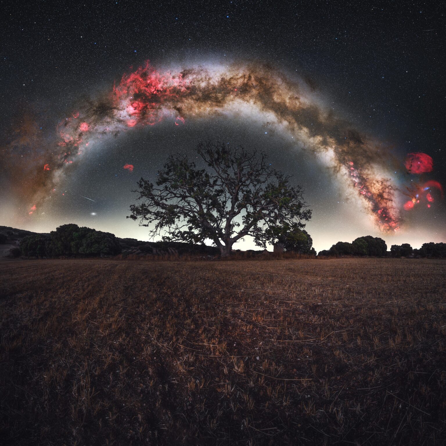 The Milky Way arch in HaRGB
