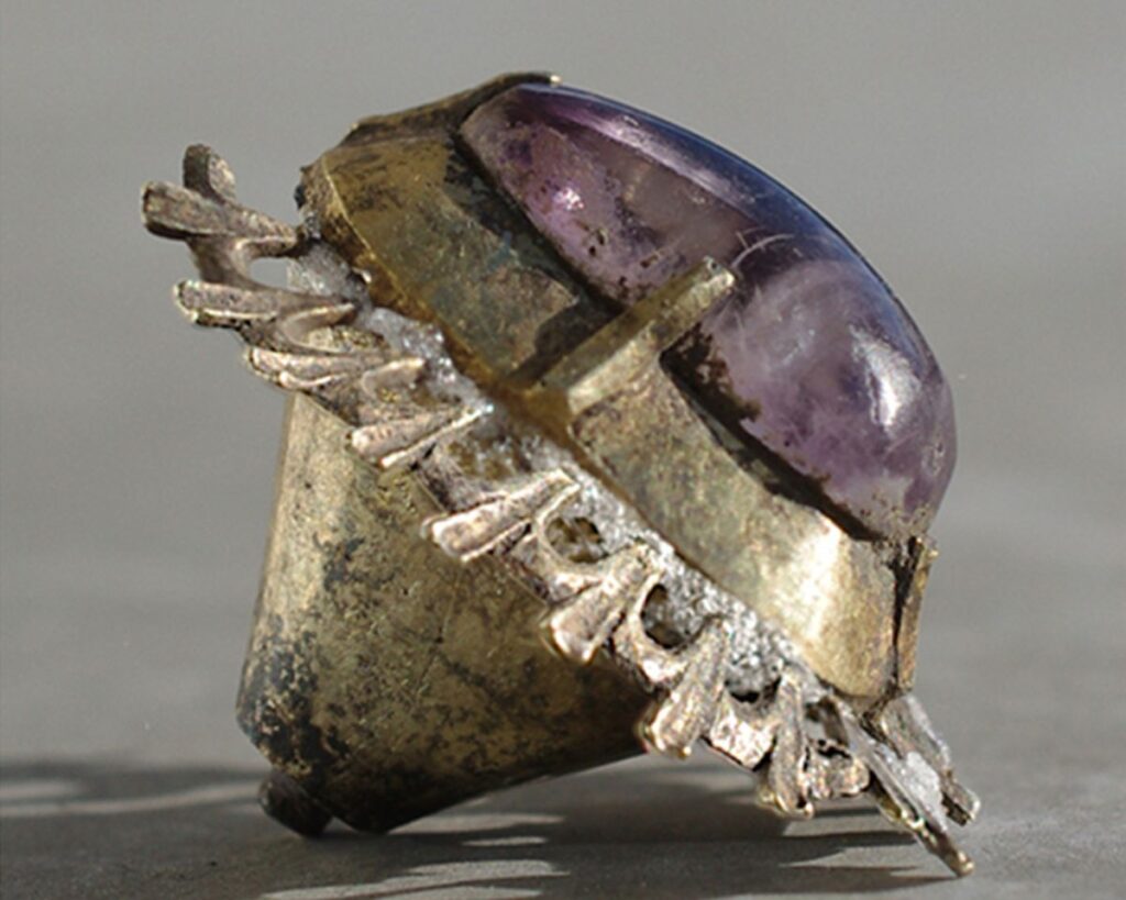 Gem mount discovered at Castle Kolno