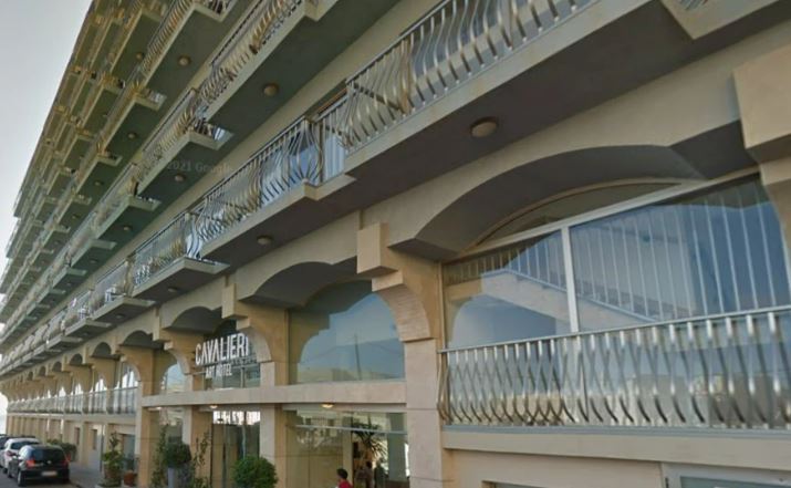 Cavalieri Art Hotel exterior.