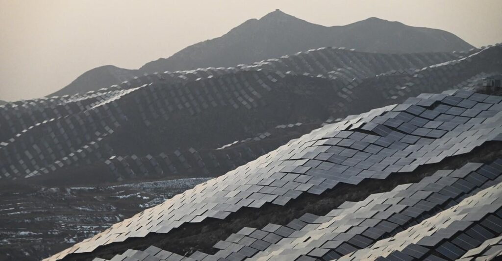 In Photos: The Scale of China’s Solar-Power Projects
