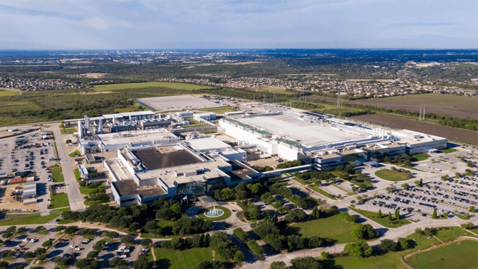 Samsung delays $44 billion Texas chip fab — sources say completion halted because 'there are no customers'