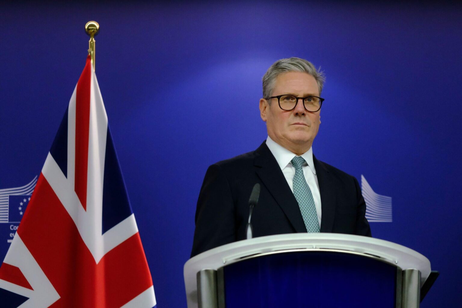Poll: 54 per cent of people believe Keir Starmer has performed very poorly in his first year as PM - Politics UK