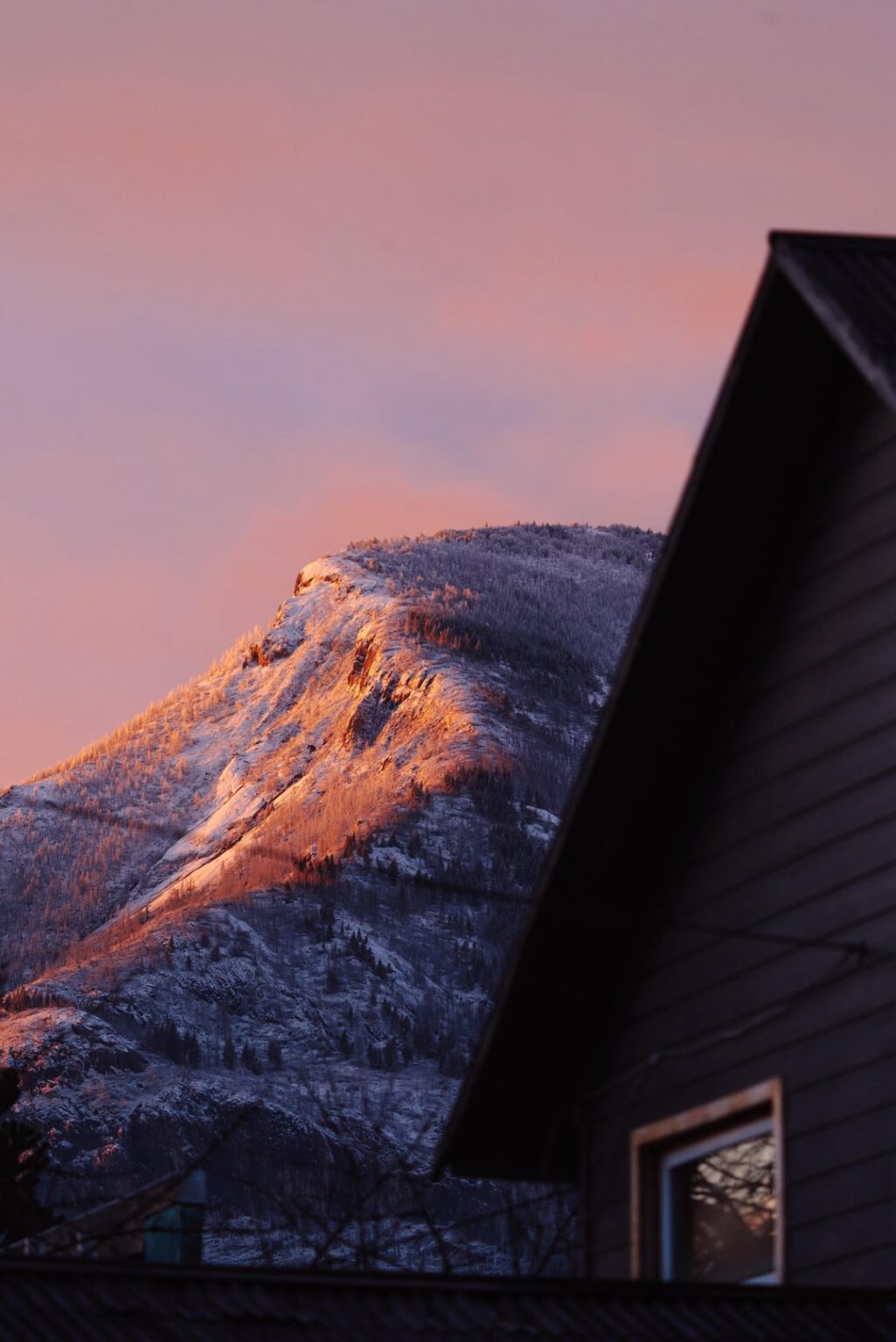 The sunrise in Coyhaique this morning was 🤌