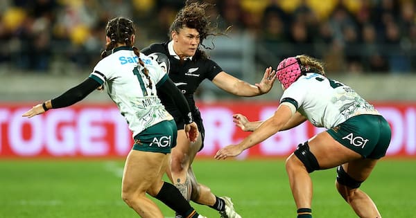Black Ferns crank into high gear for second half thumping of Wallaroos