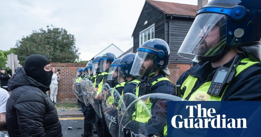 Immigration and deprivation causing UK public to lose faith in politicians, says Rayner