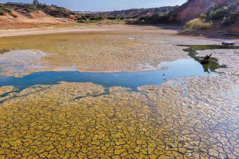 Greece announces reforms to tackle worsening water crisis Greece announces reforms to tackle worsening water crisis