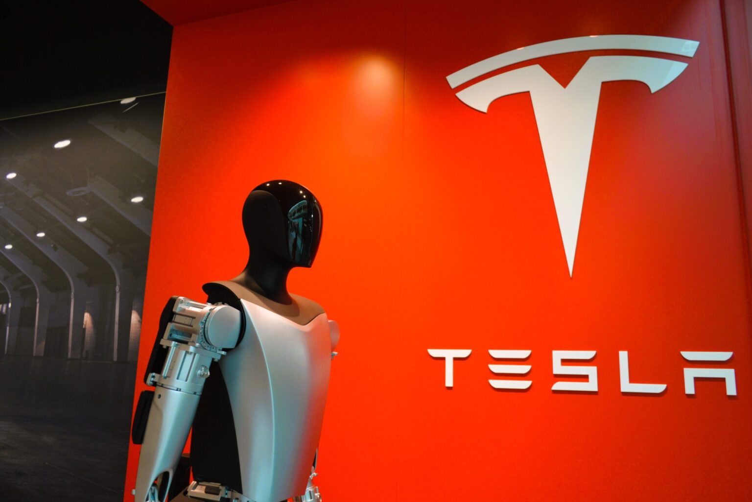 India Entry, Robotaxis, Norway Surge Amid Political Headwinds