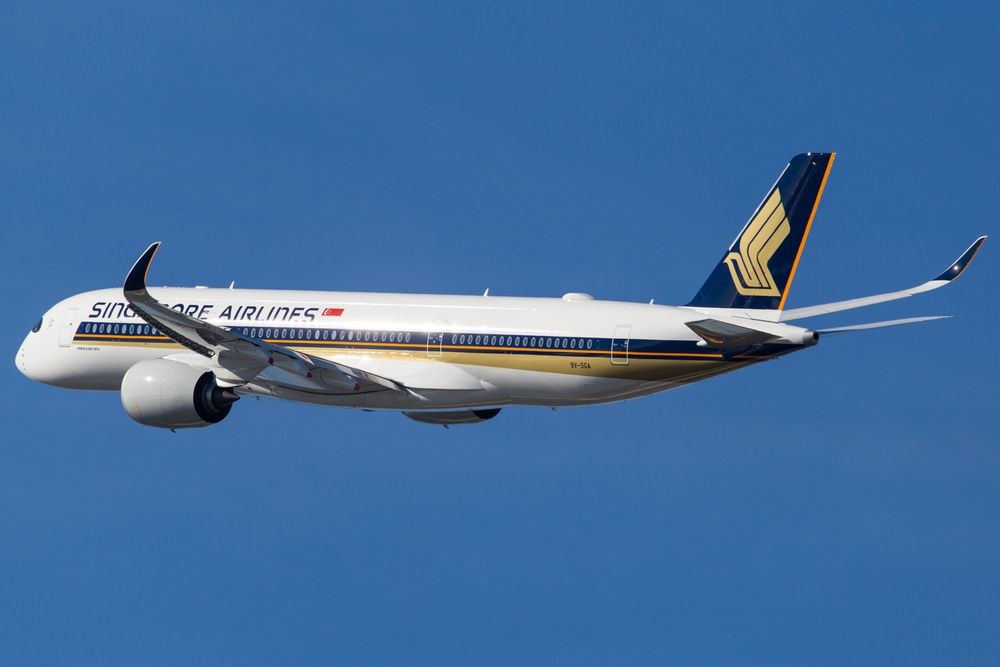 Photo of a Singapore Airlines passenger plane (Airbus A350-941 | 9V-SGA)