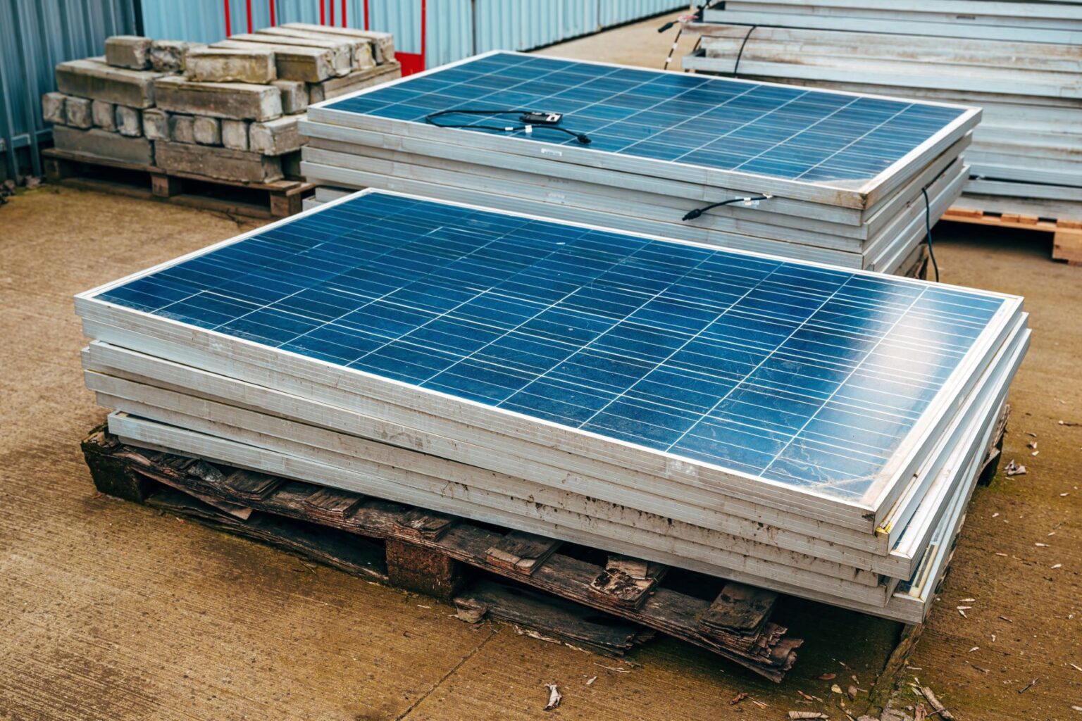 Energy company forms innovative partnership to solve major issue with solar panels: 'Sets a new precedent'