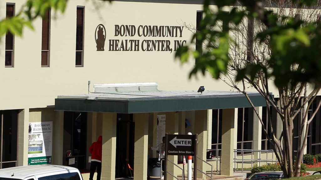 Bond Community Health Center opens Tallahassee pharmacy in southside