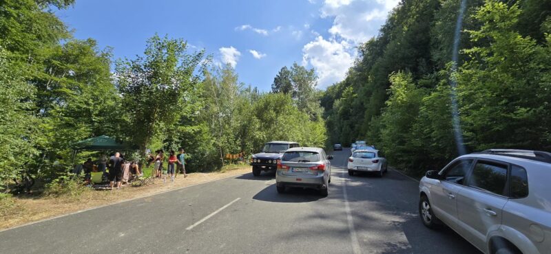 Roadblock on Kožuv Mountain. Photo by Meta.mk, used with permission. 