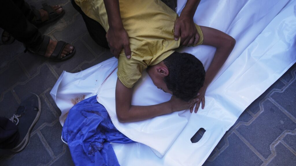 Israeli strikes kill at least 32 in Gaza as Palestinian war deaths top 58,000 Israeli strikes kill at least 32 in Gaza as Palestinian war deaths top 58,000