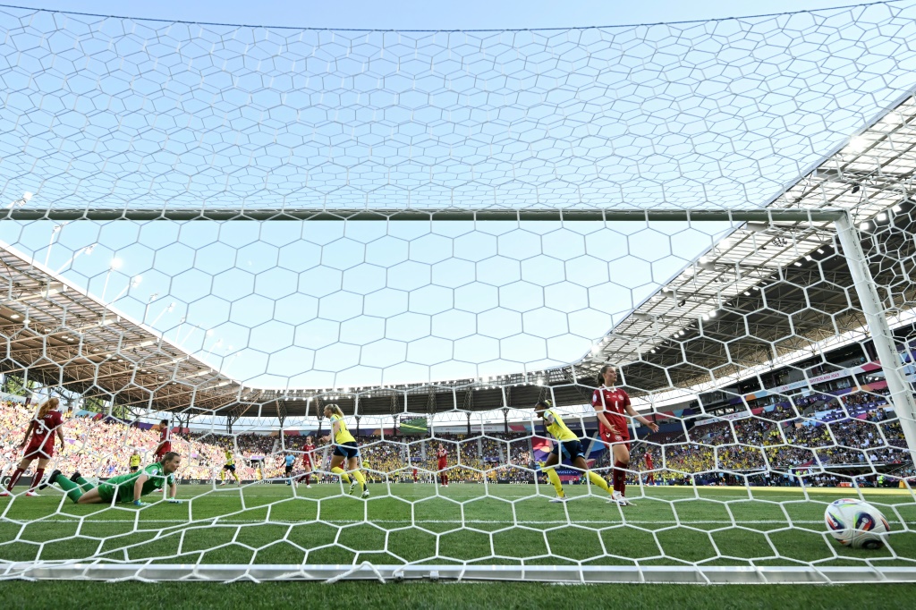 Euro 2025: Germany sees off Poland in opener Euro 2025: Germany sees off Poland in opener