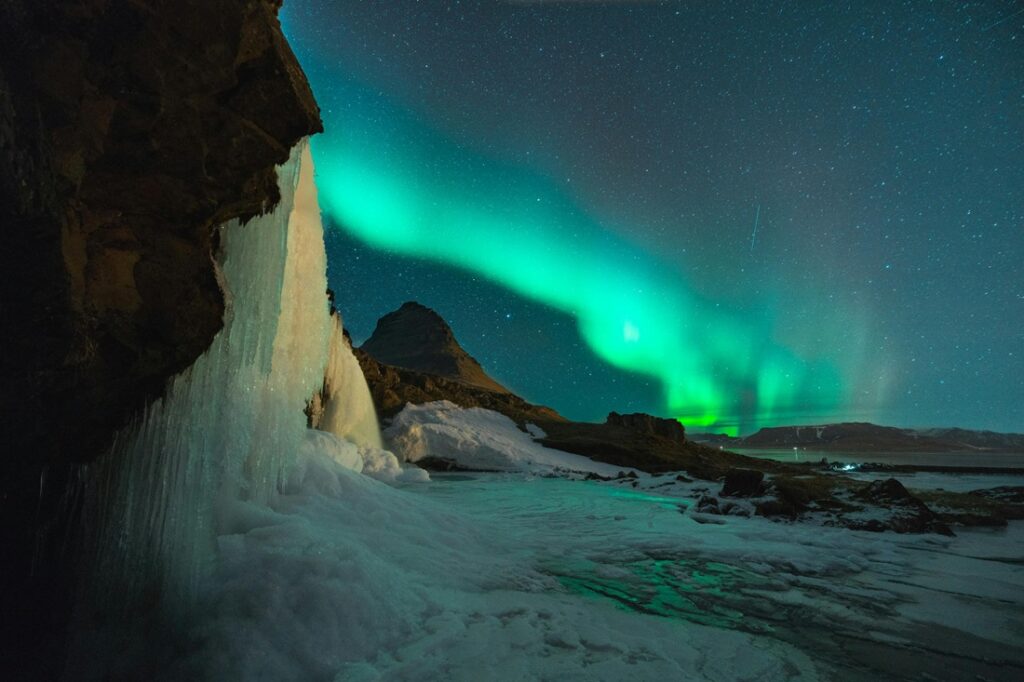 Stay at These 5 Iceland Hotels for a Haute Jaunt Stay at These 5 Iceland Hotels for a Haute Jaunt