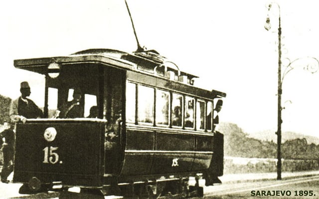 The same electric tram on the streets of Sarajevo 1895 and 2025.