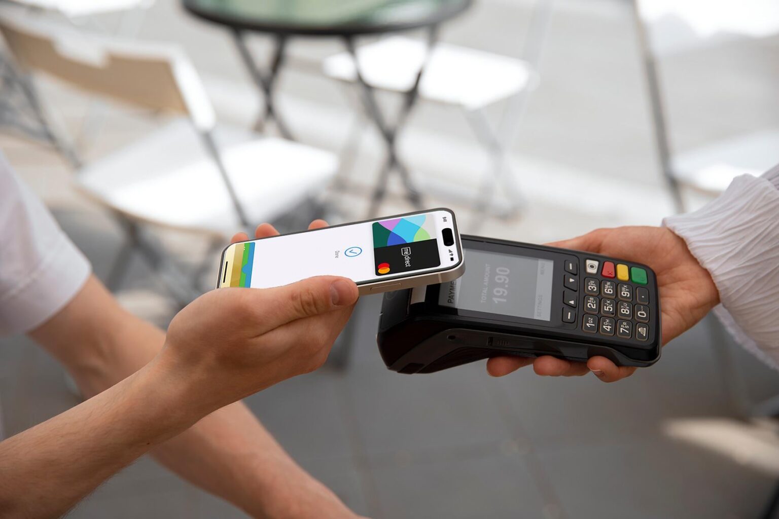 Apple Pay from today available in BiH