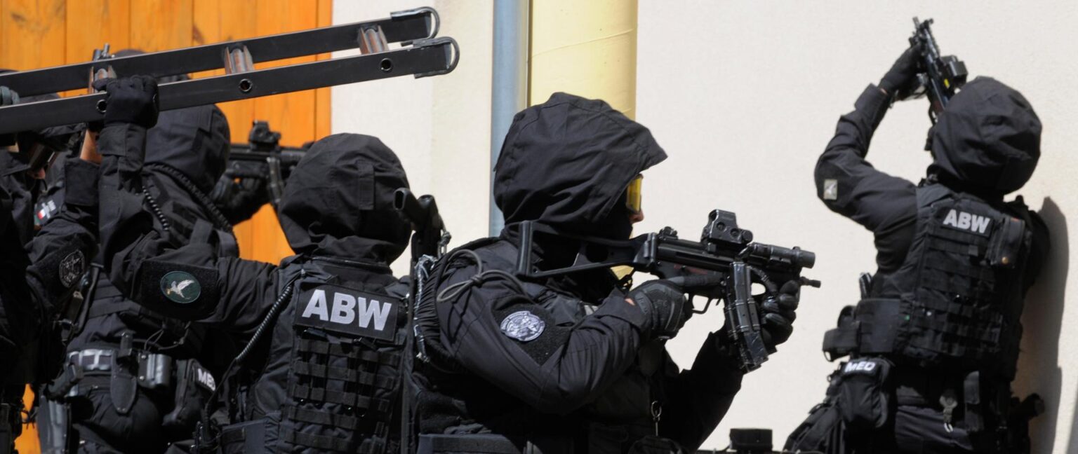 Foreigner [obywatel azjatyckiego kraju byłego ZSRR] accused of espionage temporarily arrested. He fell in Bydgoszcz