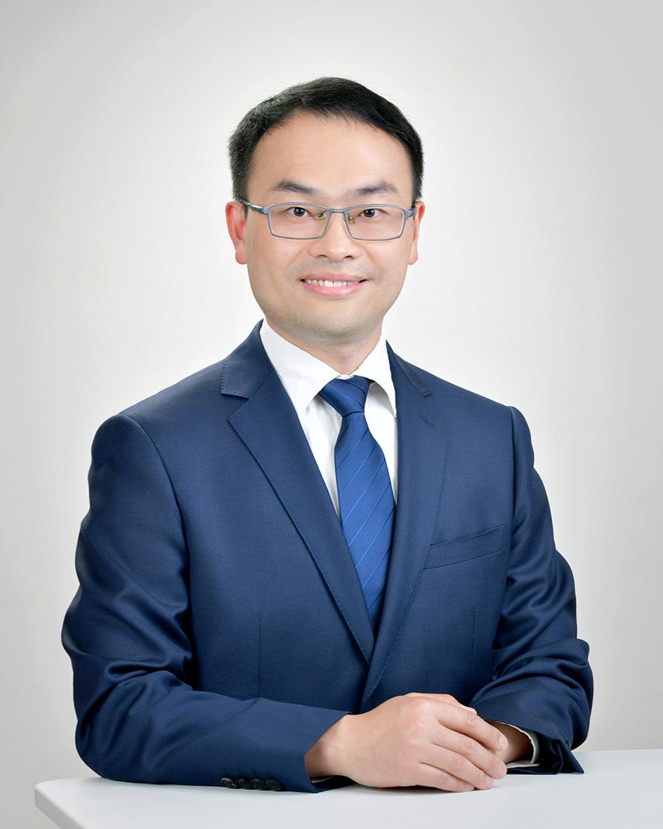 Yang Libai, the director of the Mediterranean Traditional Chinese Medicine (TCM) Centre in Paola.