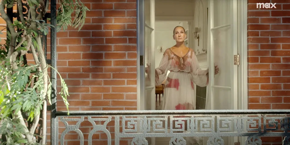 Max - PHOTO: Sarah Jessica Parker stars in the trailer for season three of "And Just Like That..."