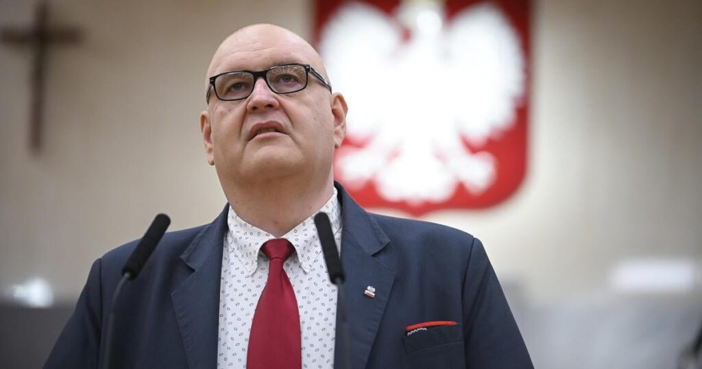 Report of the President of the Constitutional Tribunal to the Polish government. The addressee, among others Trusted Donald Trump