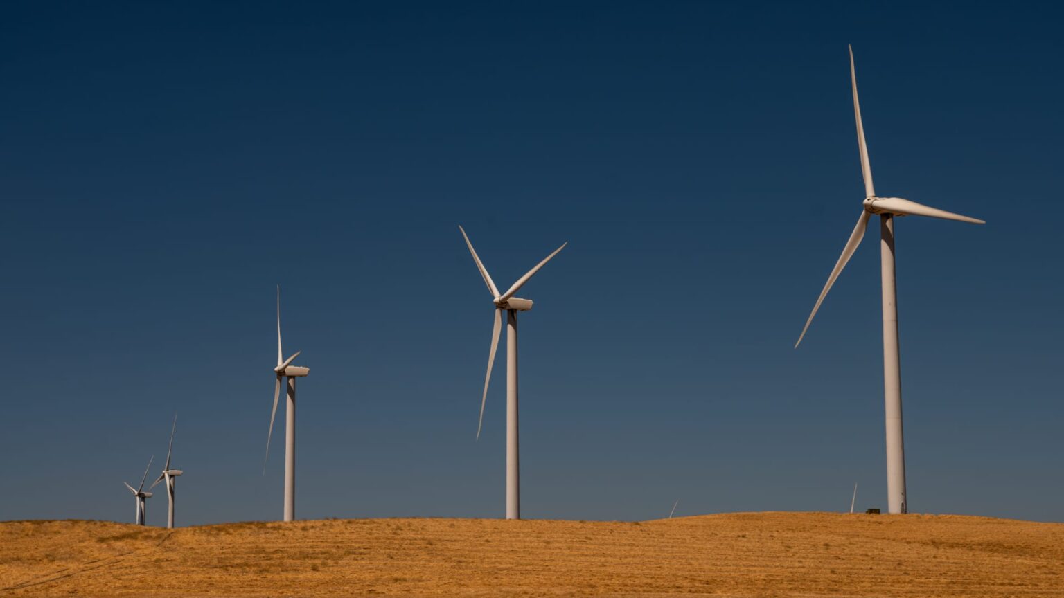 Trump administration cancels $679 million for offshore wind projects