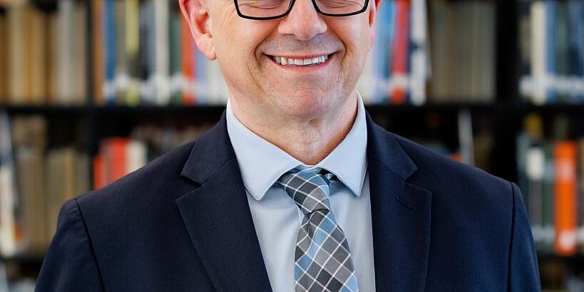 Beneath the Headlines: A Softer U.S. Economy Emerges: IU Southeast : Indiana University