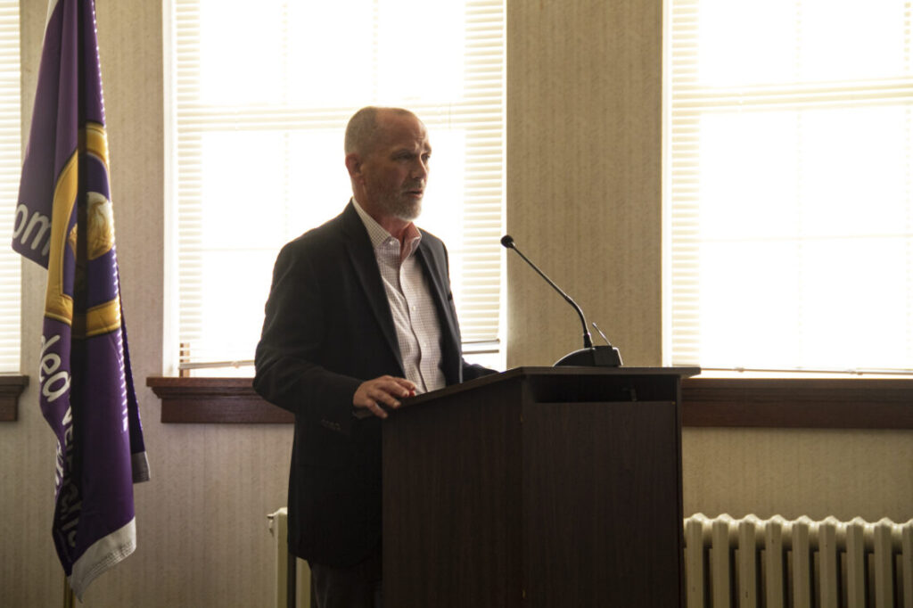 Gladstone energy supplier discusses future plans | News, Sports, Jobs