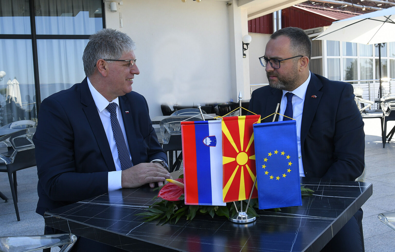Slovenian and North Macedonian interior ministers agree to strengthen police cooperation