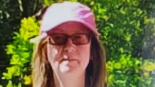 British woman missing in Greece ‘warned not to swim too far out’ British woman missing in Greece ‘warned not to swim too far out’
