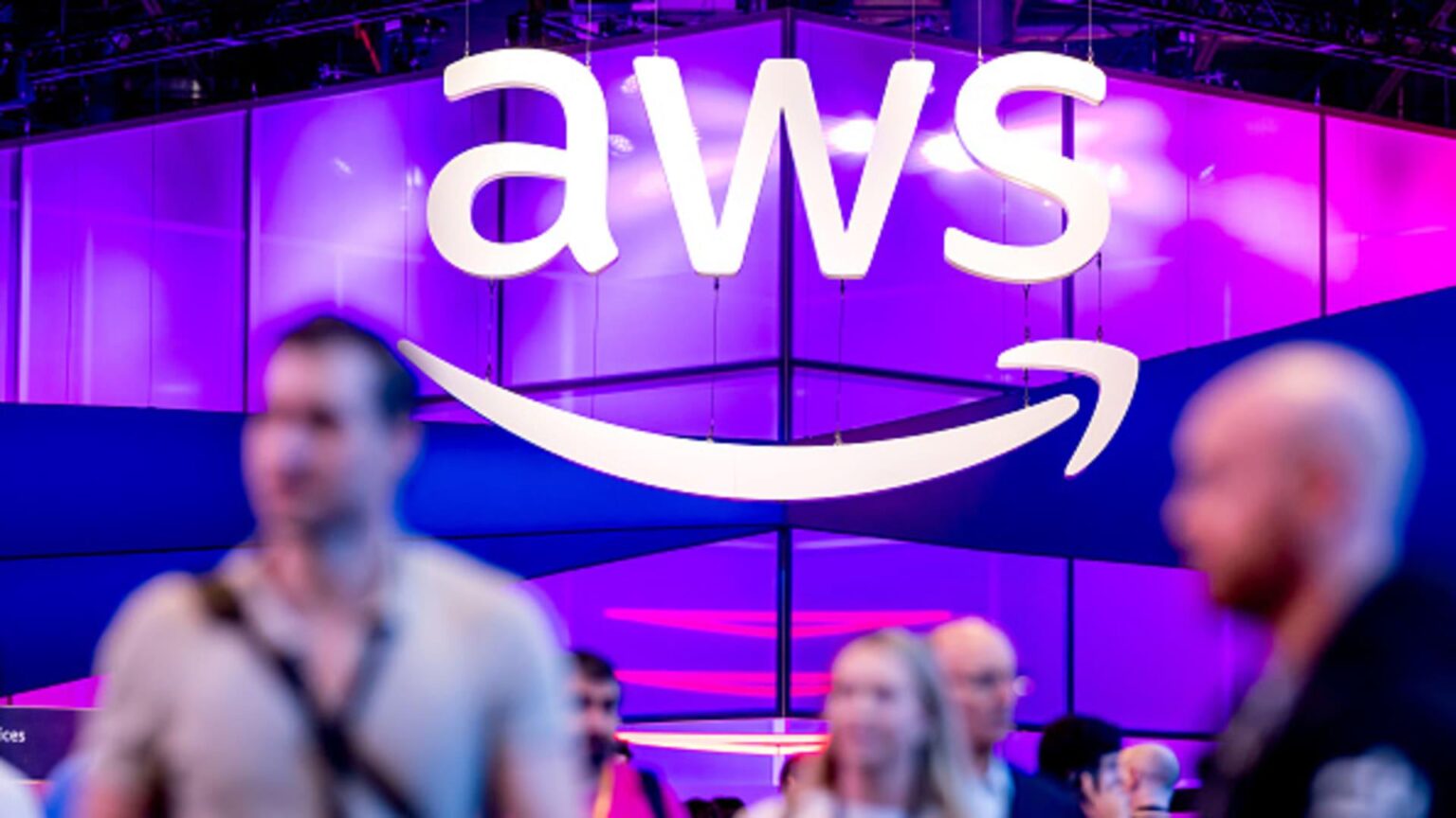 Microsoft and Amazon are hurting cloud competition, UK regulator finds
