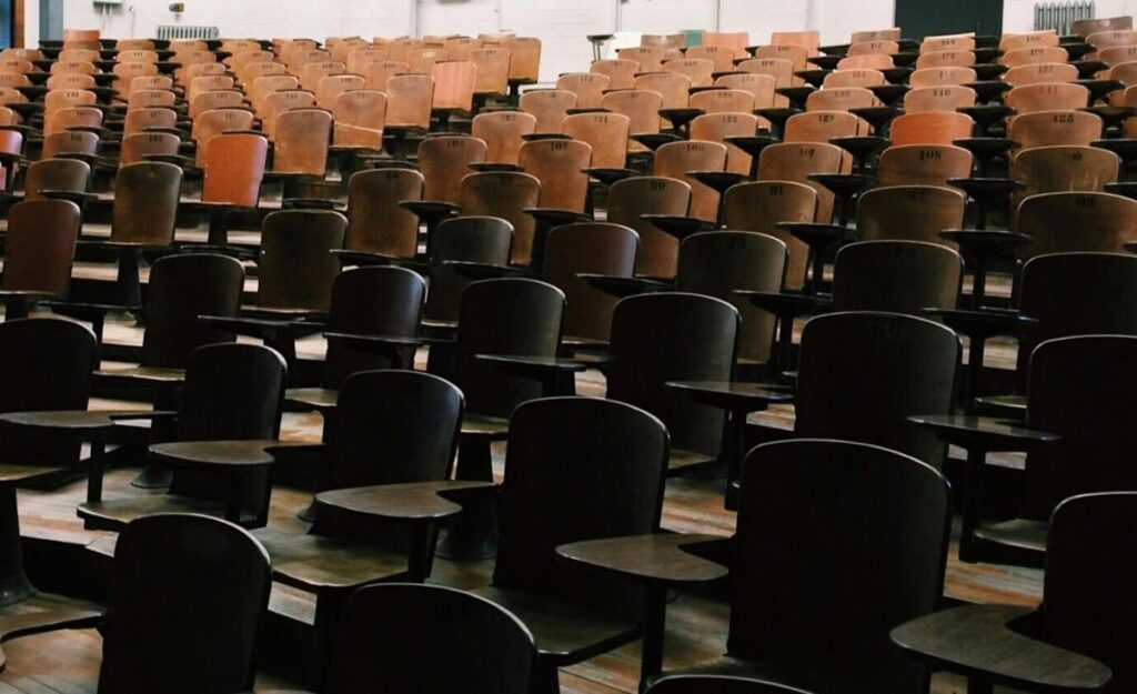 In the bars the university for student deletions
