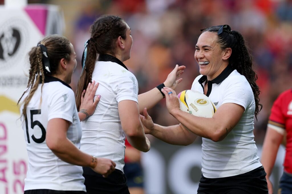 New Zealand make early statement as Ireland and South Africa win