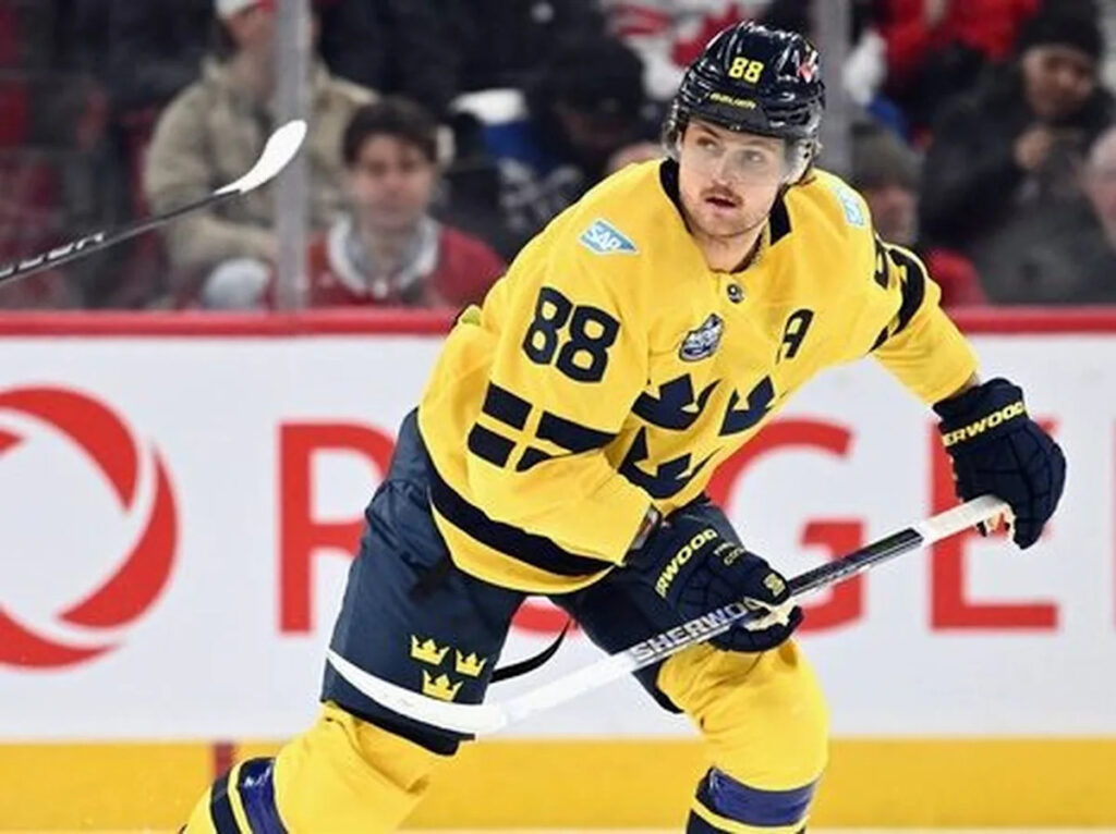Maple Leafs’ William Nylander named Sweden’s hockey player of the year Maple Leafs' William Nylander named Sweden's hockey player of the year