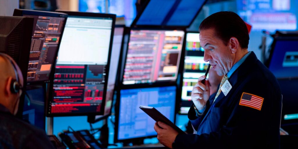 Stock Market Outlook: Technical Breakout Suggests S&P 500 Sell-Off Coming Stock Market Outlook: Technical Breakout Suggests S&P 500 Sell-Off Coming