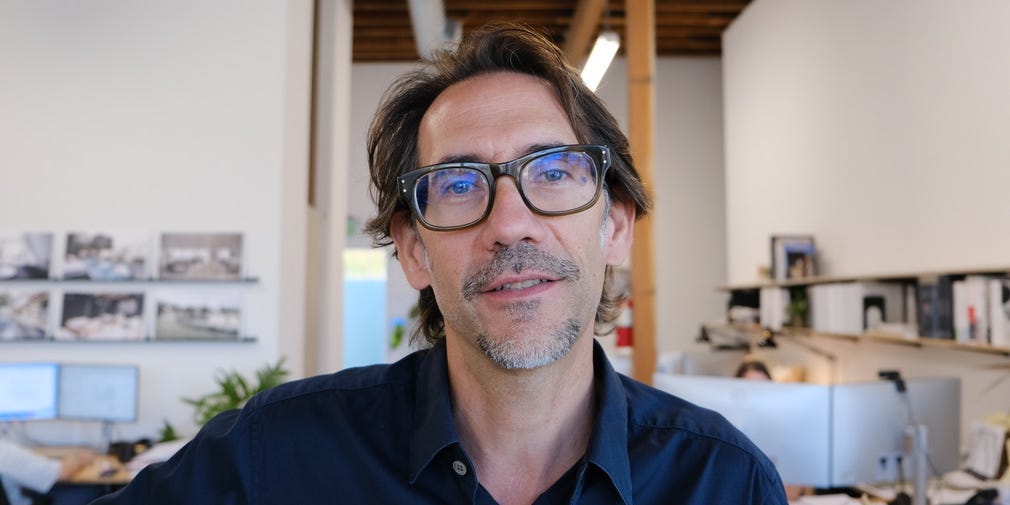 US Landlord Buys Rental Property to Airbnb in Greece