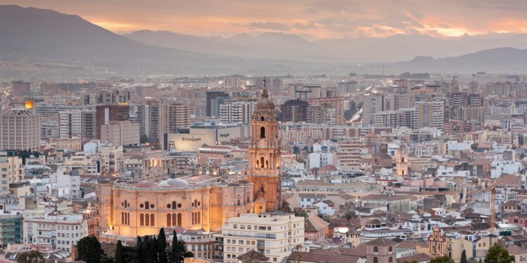 Arizona Woman Quit Job, Sold Home, Moved to Spain for More Relaxed Life Arizona Woman Quit Job, Sold Home, Moved to Spain for More Relaxed Life