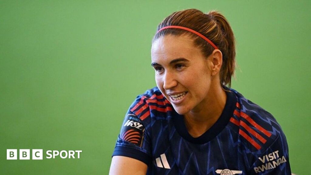 Mariona Caldentey: Spain and Arsenal’s humble magician Mariona Caldentey with her family