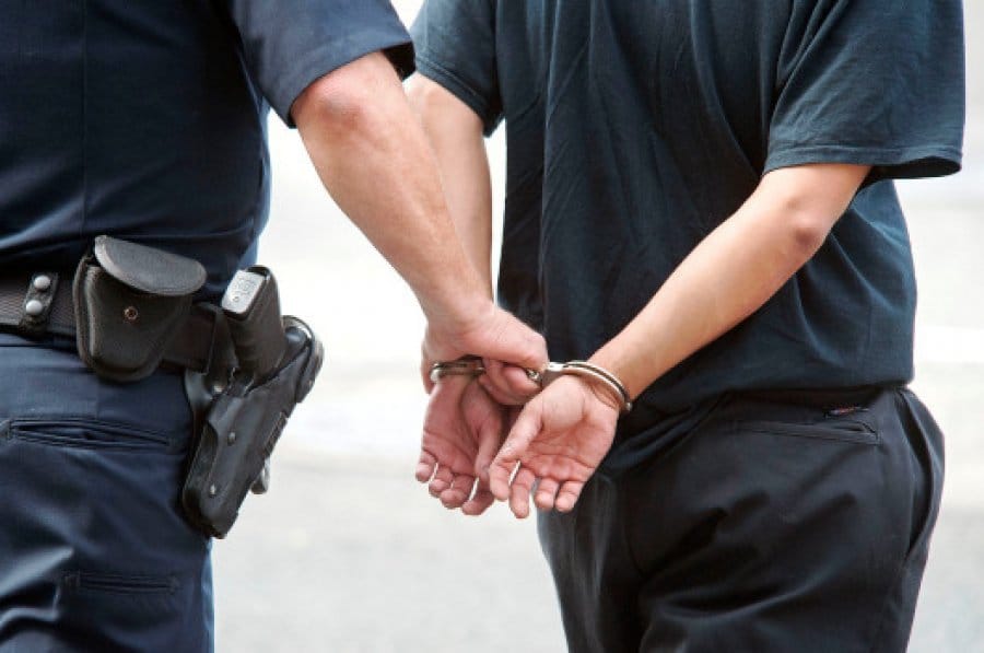 31-year-old man arrested in Fushë Kosovë on suspicion of rape, weapons and drugs found on him