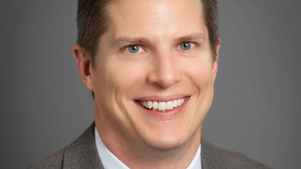 Dr. Ted Clark named chief clinical officer at Memorial Health