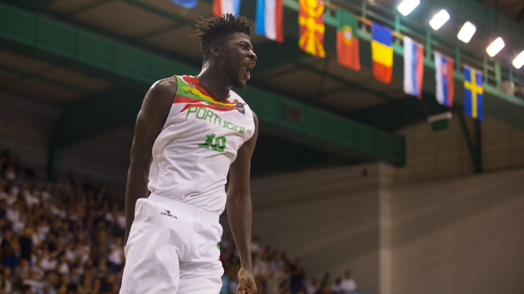 Boston big Neemias Queta gets 12 pts, 6 rebs vs. Iceland with Portugal Boston big Neemias Queta gets 12 pts, 6 rebs vs. Iceland with Portugal