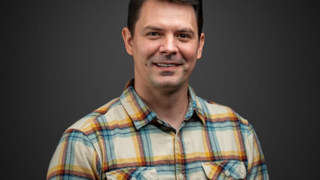 Meet Indianapolis Star environment reporter Karl Schneider