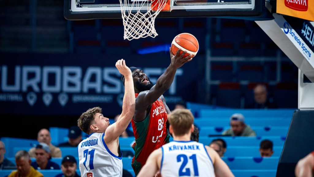 Queta’s 23 pts, 18 rebs, 4 blks helps power Portugal to W vs. Czechia Queta's 23 pts, 18 rebs, 4 blks helps power Portugal to W vs. Czechia