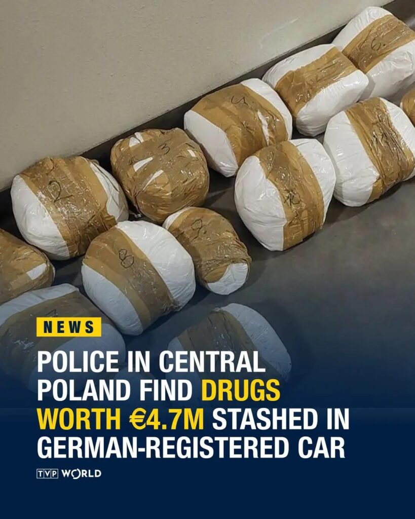 Police officers in central Poland have uncovered drugs with a black-market value of €4.7 million concealed in a dozen bags in the back of a car