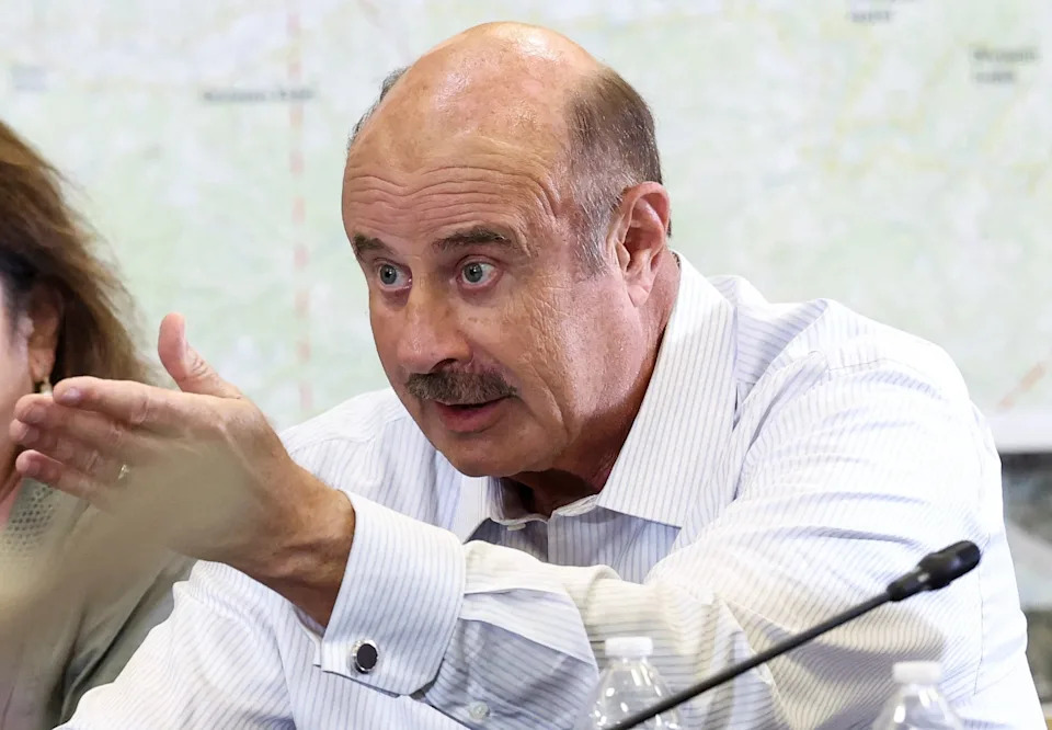 Phil McGraw has become a big figure in the world of politics, but brushed off questions by pleading lack of political understanding. / Kevin Lamarque / REUTERS