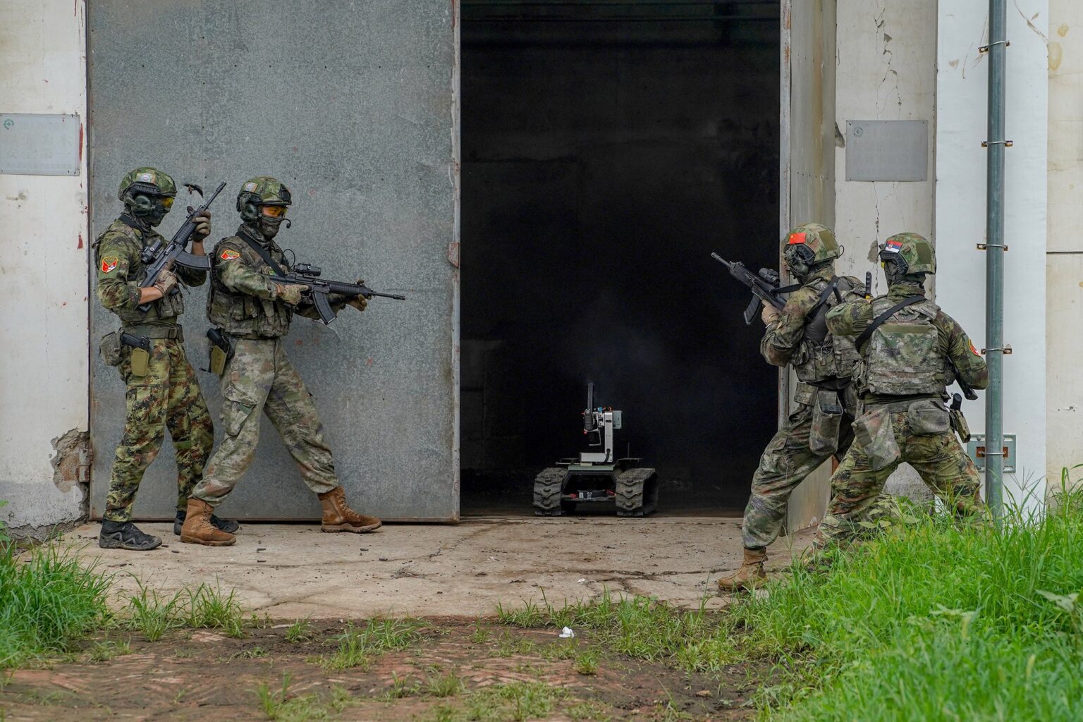 Serbia Holds First Joint Special Forces Drills with China – SOFX
