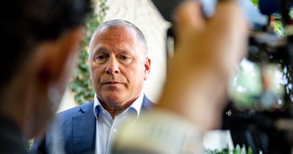 Norway's sovereign fund expects more withdrawals from Israeli portfolio
