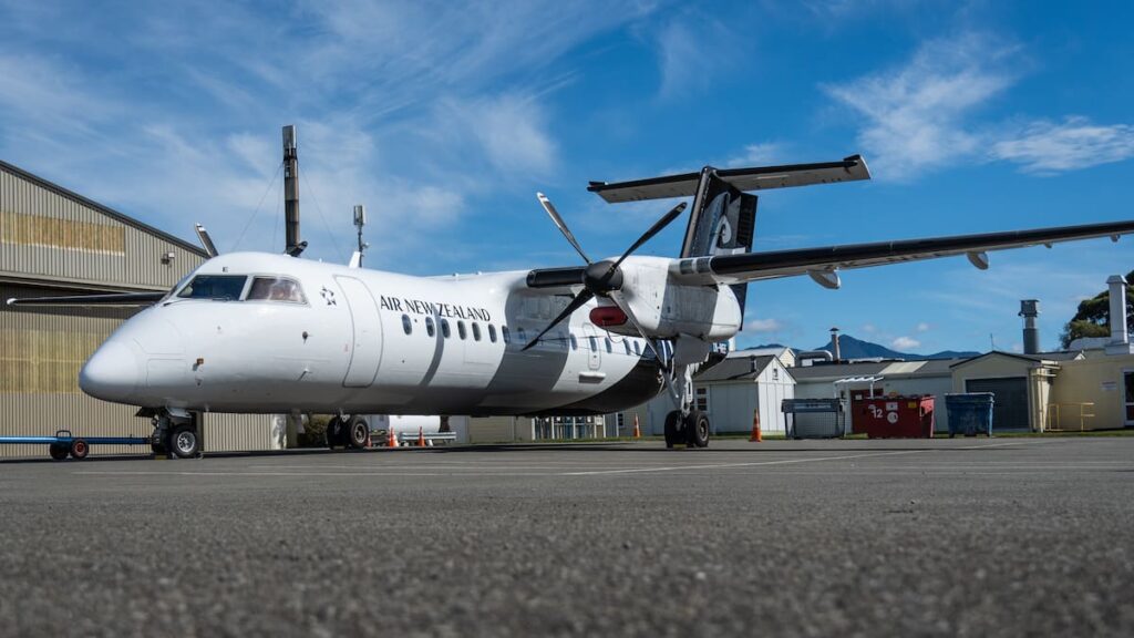 Air NZ flight from Auckland diverted to New Plymouth due to system alert