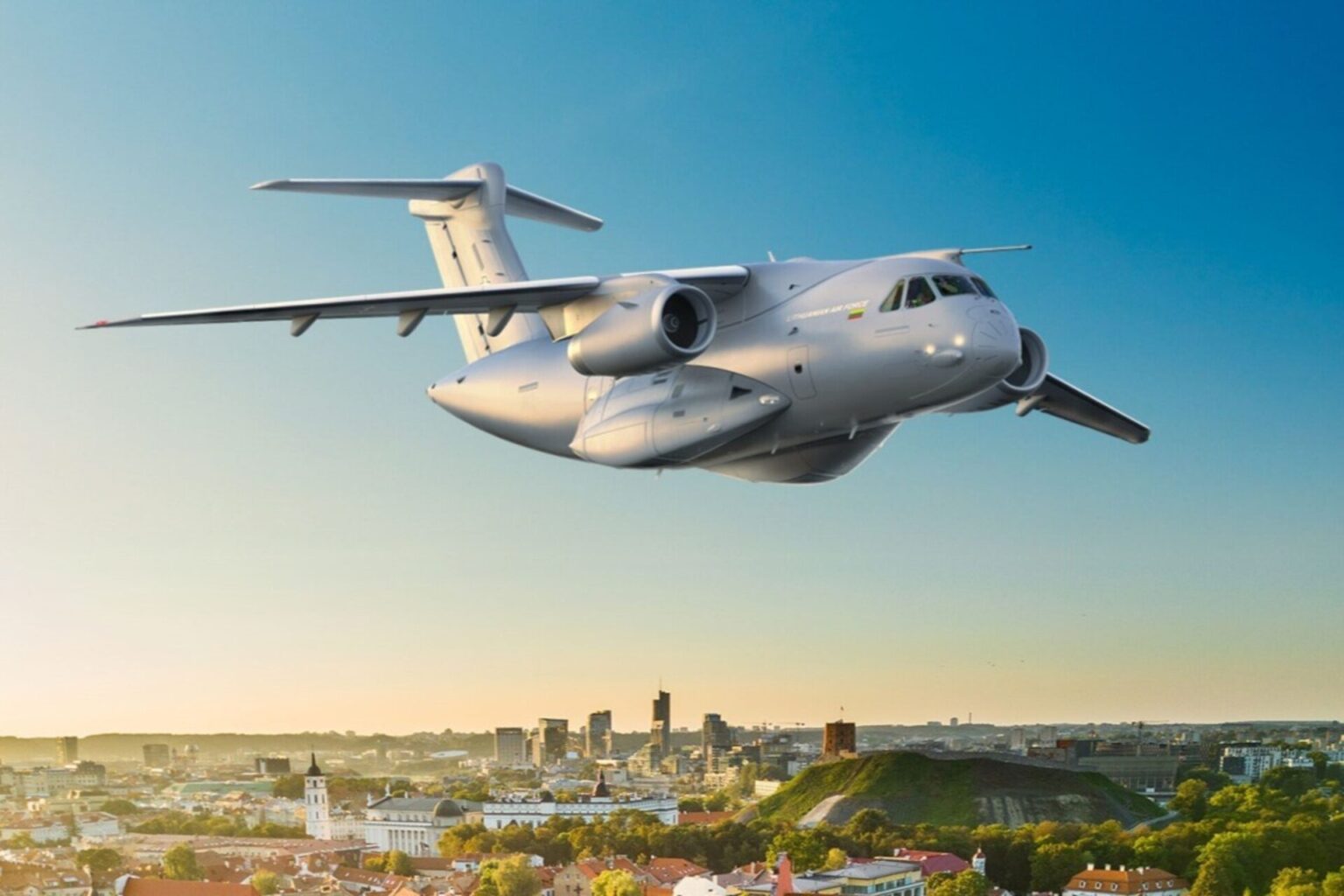 Embraer, Lithuania sign MoUs after C-390 aircraft deal