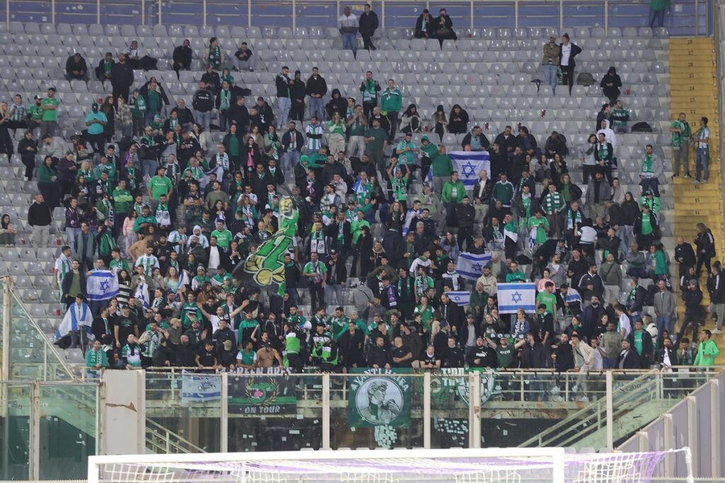 Israel football fans’ ‘murderers’ banner causes outrage in Poland at Europa Conference game Israel football fans’ ‘murderers’ banner causes outrage in Poland at Europa Conference game