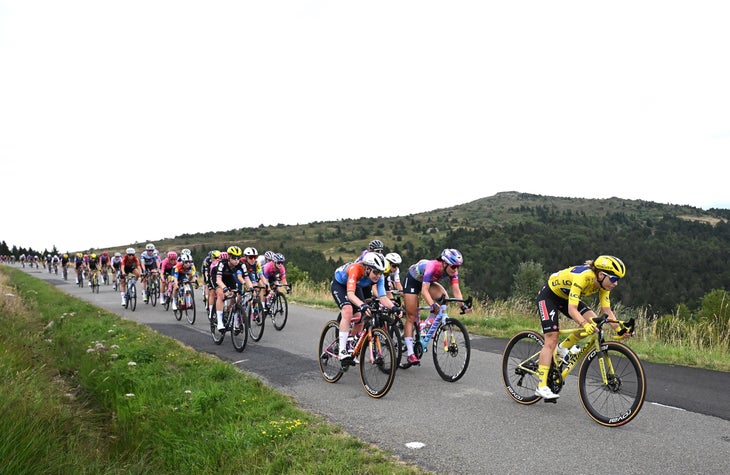 AMBERT, FRANCE - JULY 31: (L-R) Anna Van Der Breggen of Netherlands and Team SD Worx - Protime, Soraya Paladin of Italy and Team CANYON//SRAM zondacrypto, Kimberley Le Court Pienaar of Mauritius and Team AG Insurance - Soudal - Yellow Leader Jersey and a general view of the peloton competing during the 4th Tour de France Femmes 2025, Stage 6 /a 123.7km stage from Clermont-Ferrand to Ambert #UCIWWT / on July 31, 2025 in Ambert, France. (Photo by Szymon Gruchalski/Getty Images)